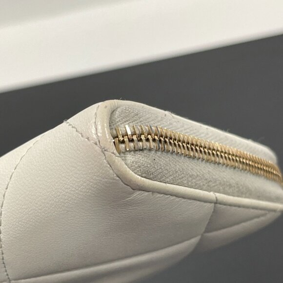 Chanel Goatskin Quilted 19 Long Zip Around Wallet (JB1241) - Picture 4 of 12